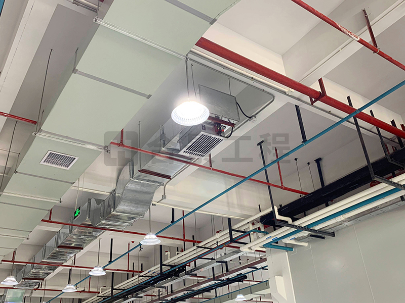 東莞盈灃科技有限公司工程緊鑼密鼓施工中，為迎接竣工全力奮戰！