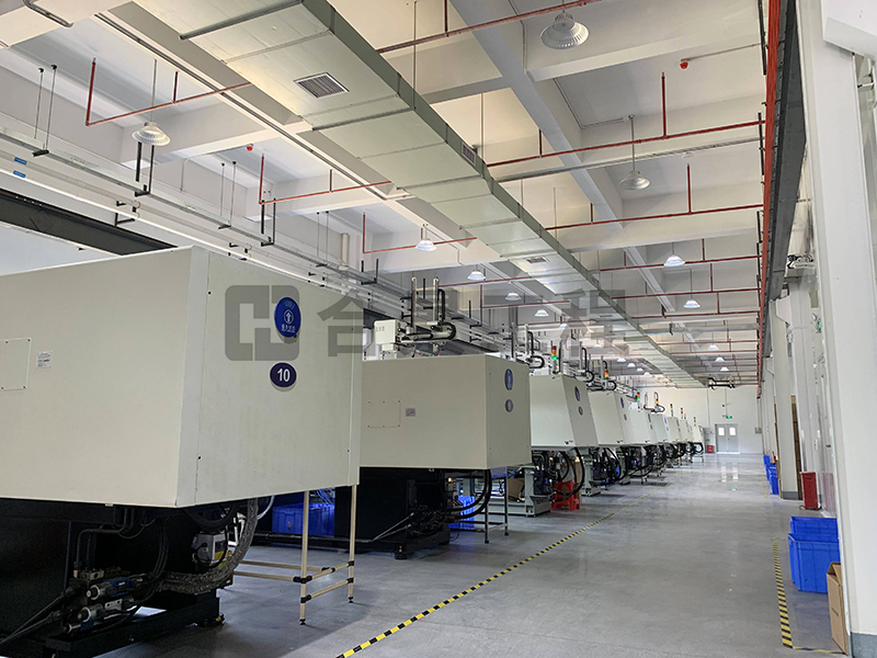 東莞盈灃科技有限公司工程緊鑼密鼓施工中，為迎接竣工全力奮戰！